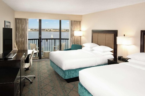 Hilton San Diego Airport/Harbor Island - image 19