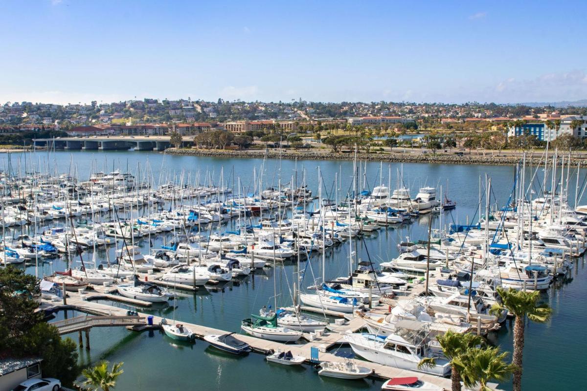 Hilton San Diego Airport/Harbor Island - image 5