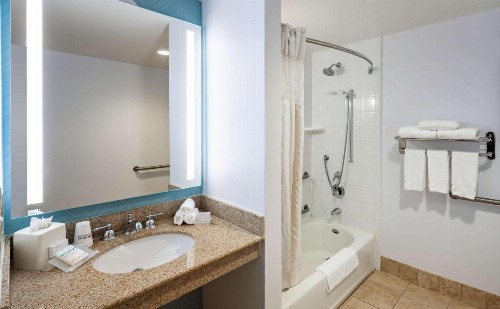 Hilton Garden Inn San Diego/Rancho Bernardo - image 25