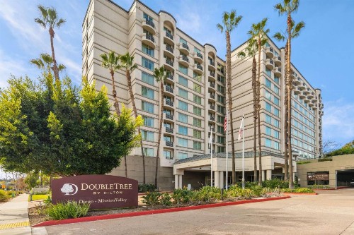 DoubleTree by Hilton San Diego-Mission Valley - image 1