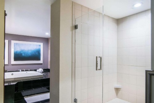 DoubleTree by Hilton San Diego-Mission Valley - image 21