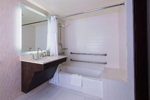 DoubleTree by Hilton San Diego-Mission Valley - image 43