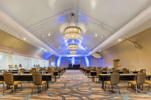 DoubleTree by Hilton San Diego-Mission Valley - image 7