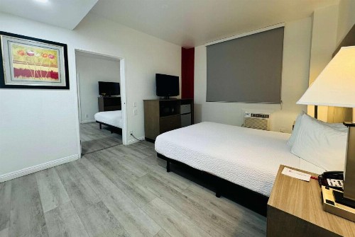 Ramada by Wyndham San Diego Airport - image 21
