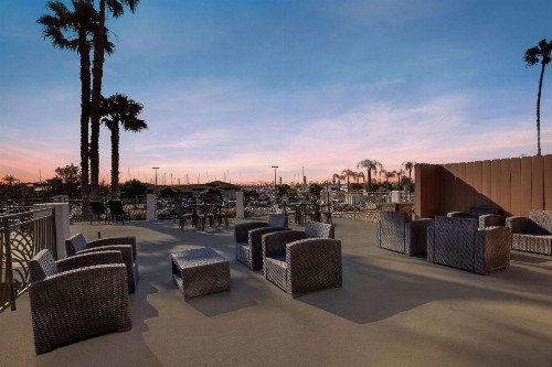 Comfort Inn San Diego Airport At The Harbor - image 17