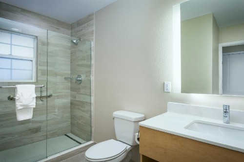 Diamond Head Inn - image 16