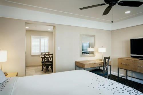 Diamond Head Inn - image 19