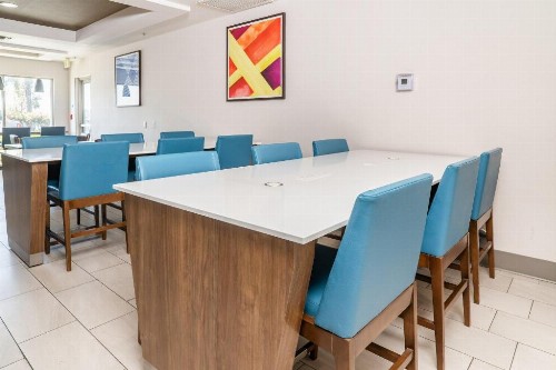 Holiday Inn Express San Diego - Otay Mesa an IHG Hotel - image 36