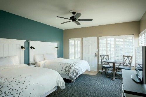 Pacific Shores Inn