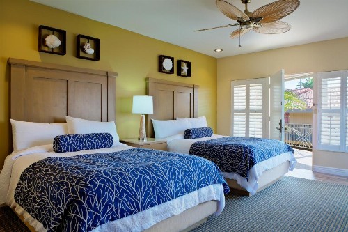 Pacific Shores Inn - image 24