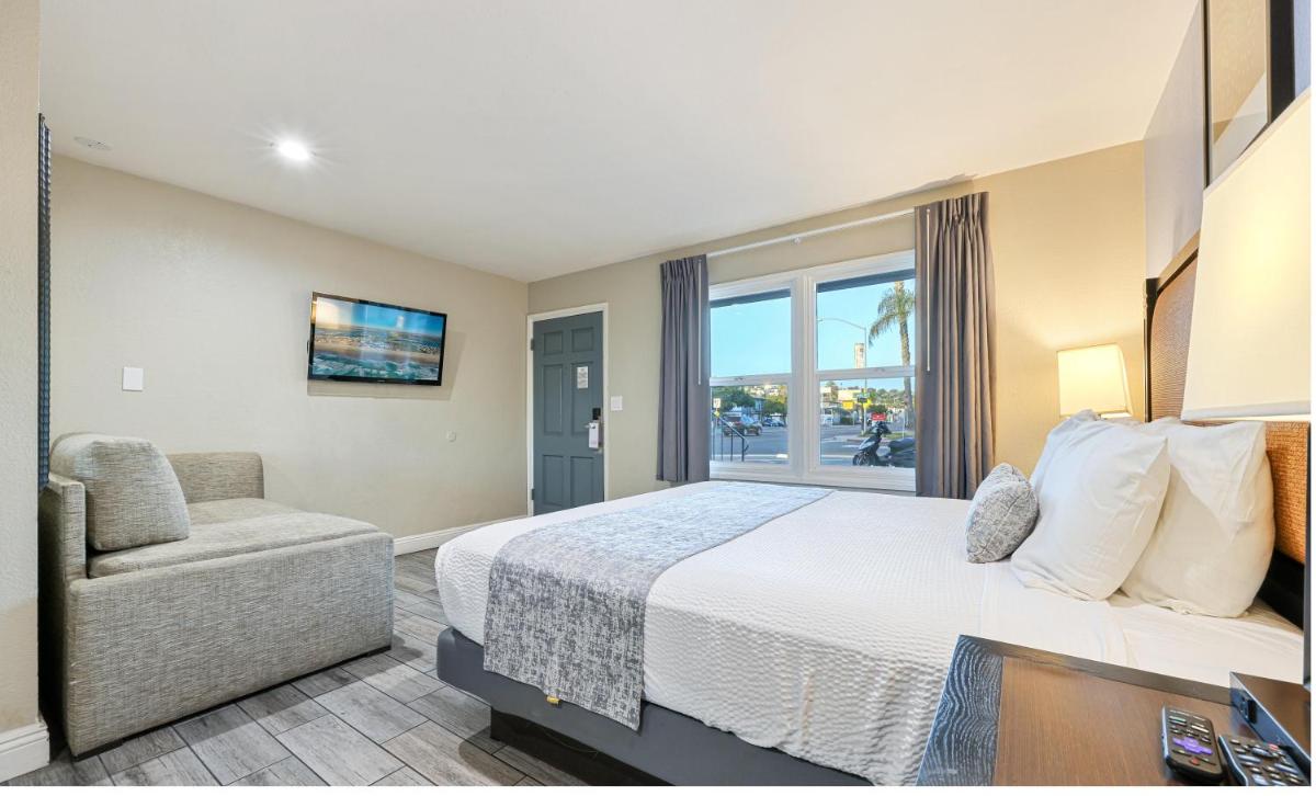 Hotel Point Loma - main image