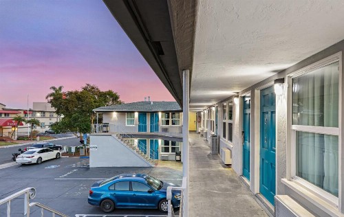 Hotel Point Loma - image 7