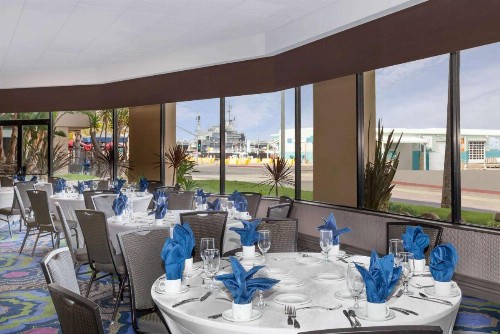Wyndham San Diego Bayside - image 28