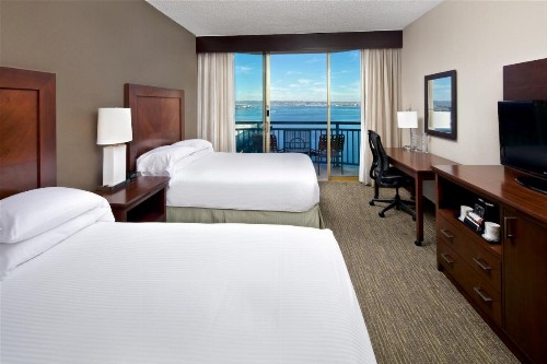 Wyndham San Diego Bayside - image 33