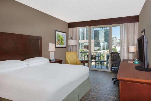 Wyndham San Diego Bayside - image 40