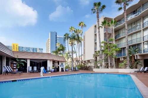 Wyndham San Diego Bayside - image 5