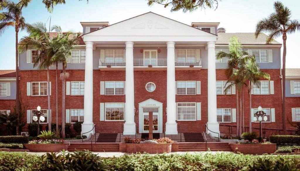The Lafayette Hotel Swim Club & Bungalows - main image