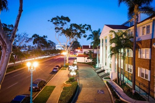 The Lafayette Hotel Swim Club & Bungalows - image 7