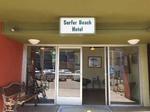 Surfer Beach Hotel - image 29