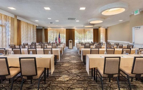 Handlery Hotel San Diego - image 25
