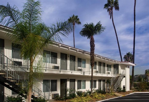 Hotel Iris - Mission Valley-San Diego Zoo-SeaWorld - image 22