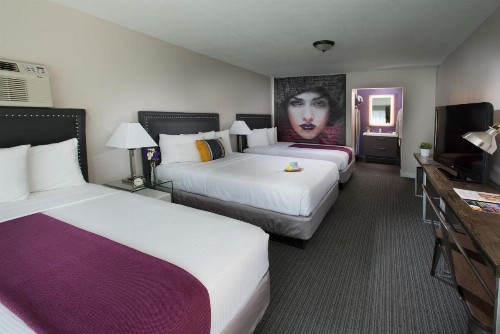 Hotel Iris - Mission Valley-San Diego Zoo-SeaWorld - image 40