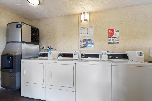 Best Western San Diego/Miramar Hotel - image 21