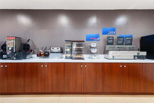 Best Western San Diego/Miramar Hotel - image 27