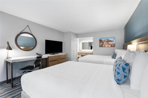 Best Western San Diego/Miramar Hotel - image 4
