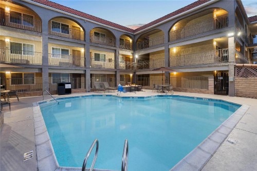 Best Western San Diego/Miramar Hotel - image 5