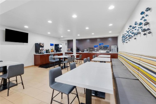 Best Western San Diego/Miramar Hotel - image 6