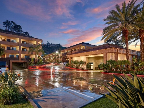 La Quinta by Wyndham San Diego SeaWorld/Zoo Area - image 4