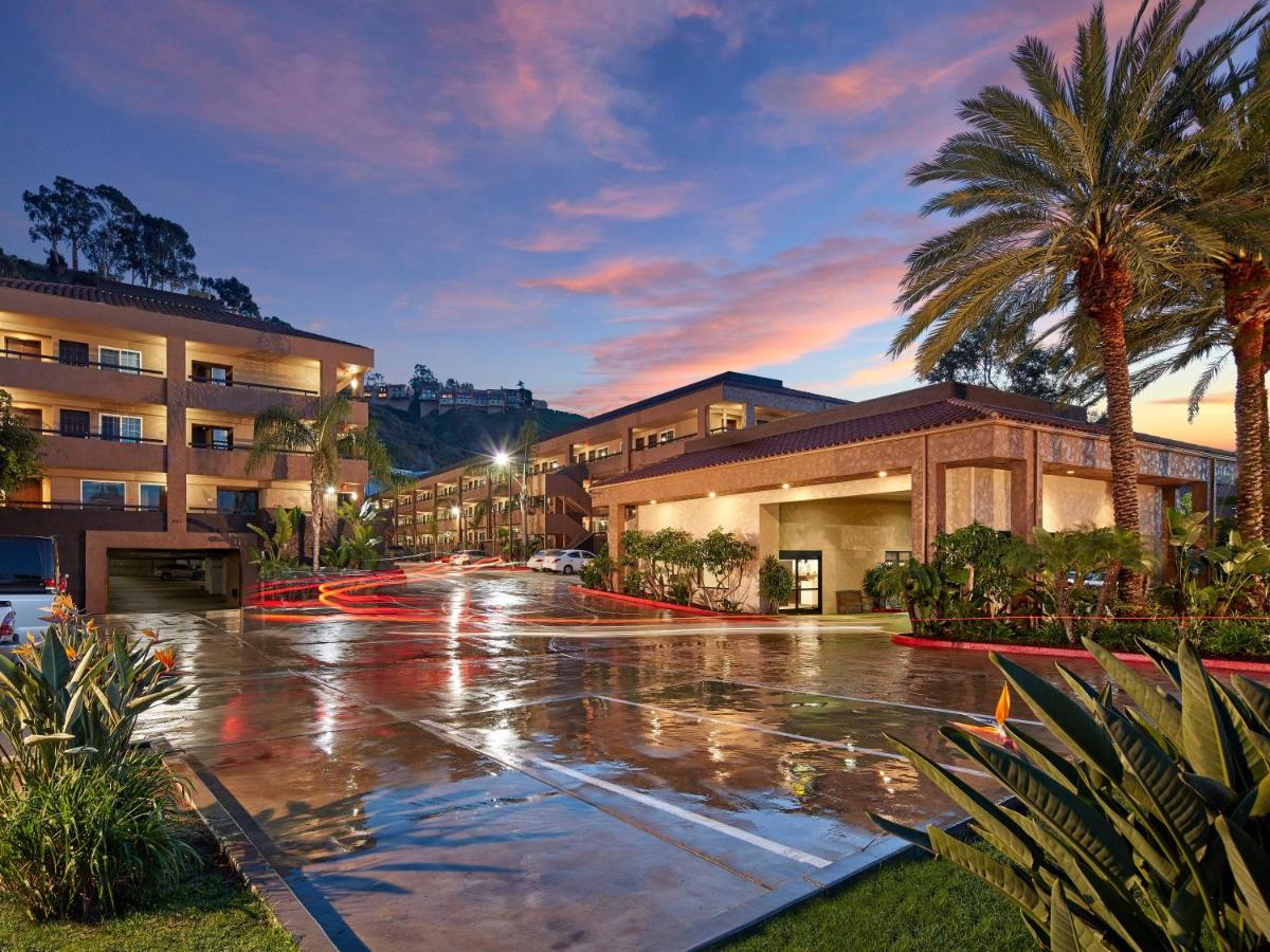 La Quinta by Wyndham San Diego SeaWorld/Zoo Area - image 4