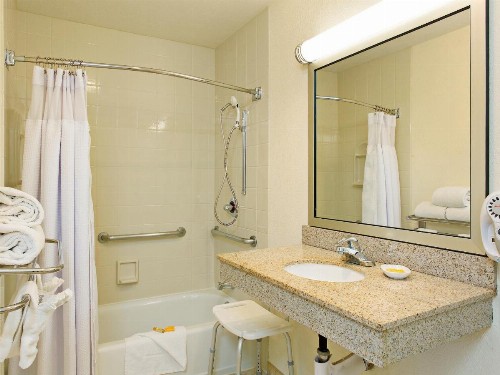 La Quinta by Wyndham San Diego SeaWorld/Zoo Area - image 7
