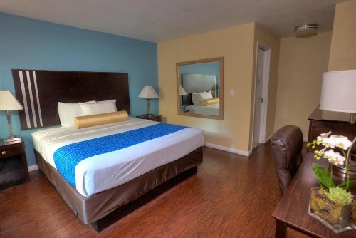 Sunrise Inn San Diego - image 10