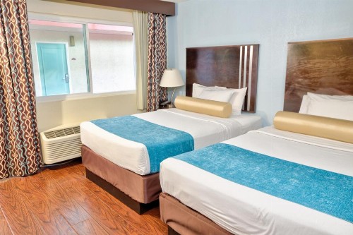 Sunrise Inn San Diego - image 9