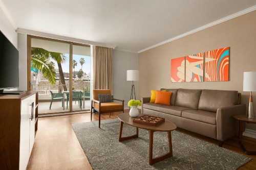 Town and Country San Diego - image 36