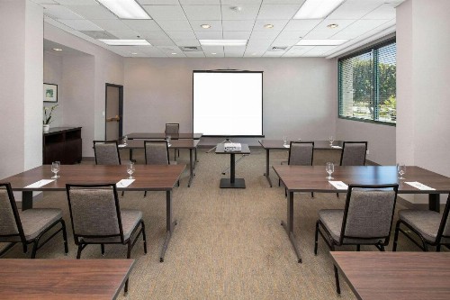 Country Inn & Suites by Radisson San Diego North CA - image 11