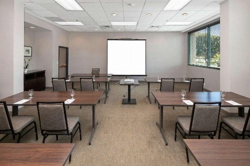 Country Inn & Suites by Radisson San Diego North CA - image 26