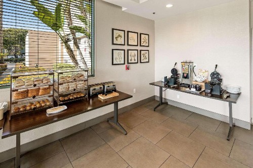 Country Inn & Suites by Radisson San Diego North CA - image 38