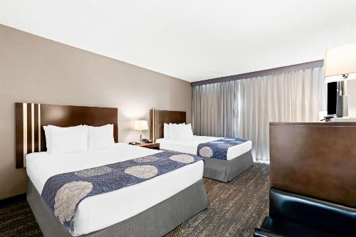 Best Western Yacht Harbor Hotel - image 11