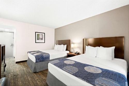 Best Western Yacht Harbor Hotel - image 24