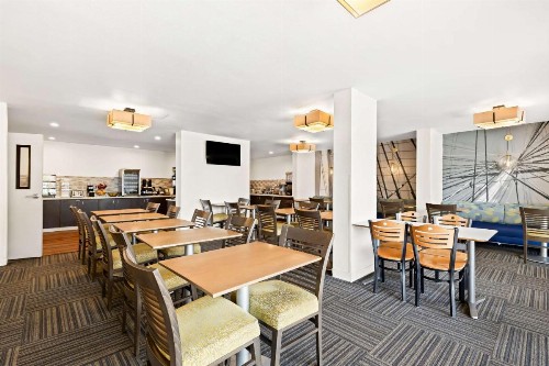Best Western Yacht Harbor Hotel - image 29