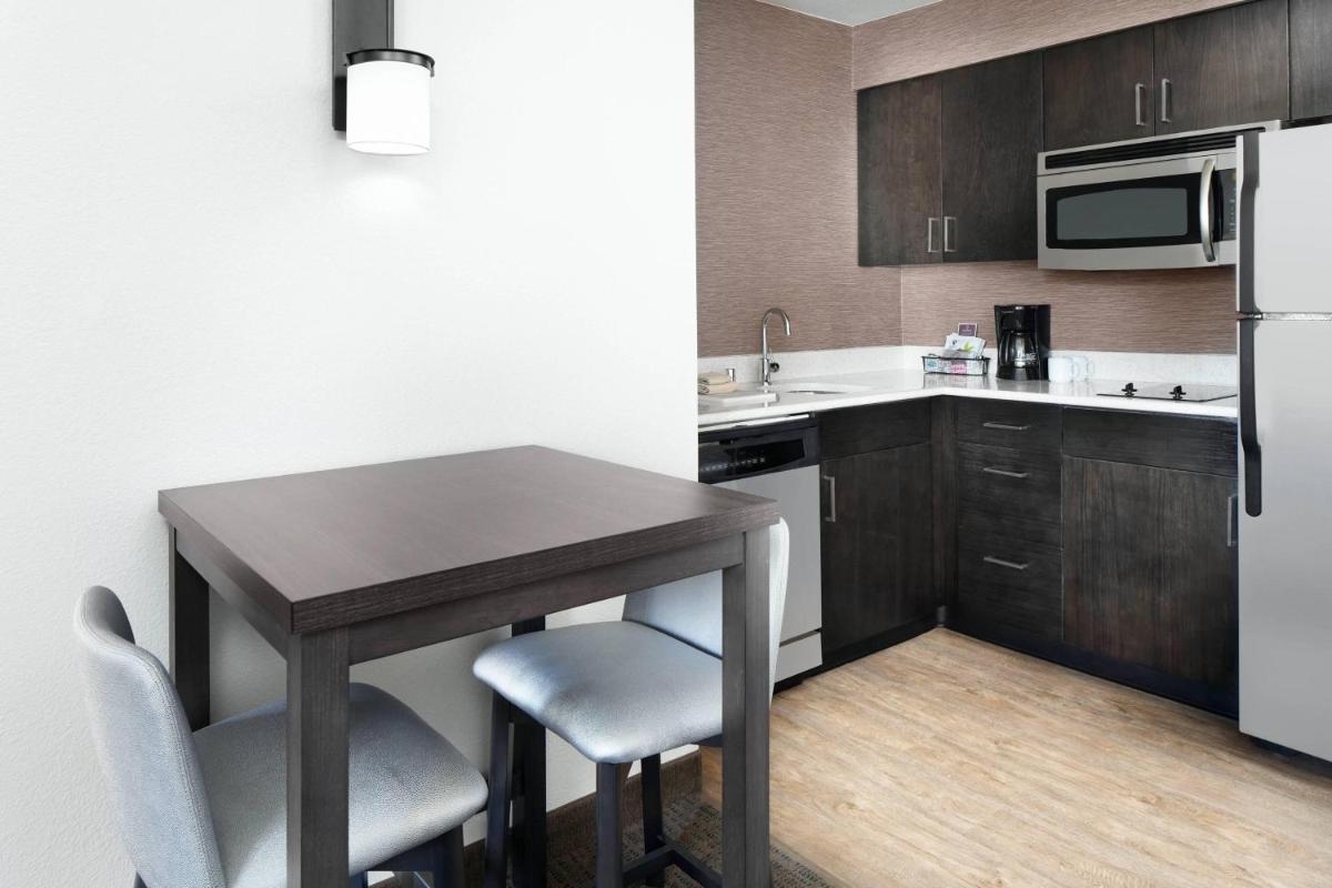 Residence Inn San Diego Rancho Bernardo Scripps Poway - image 3