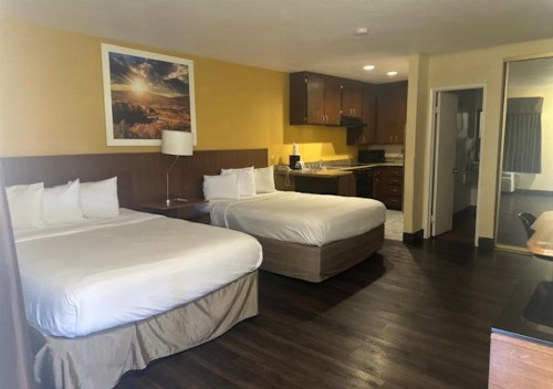 Days Inn by Wyndham Mission Valley Qualcomm Stadium/SDSU - image 9