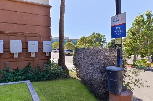 Candlewood Suites San Diego an IHG Hotel - image 8