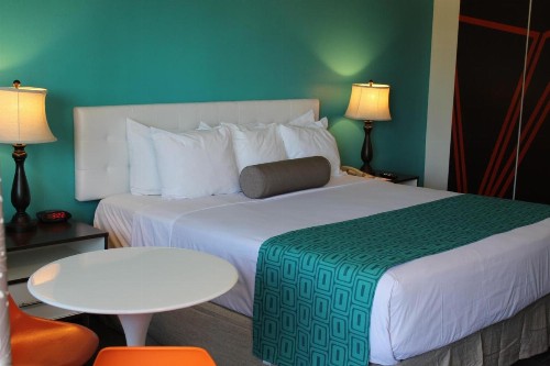 Howard Johnson by Wyndham San Diego Hotel Circle - image 32