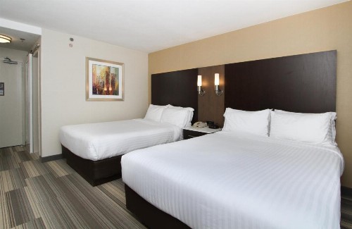 Holiday Inn Express - Downtown San Diego an IHG Hotel - image 37