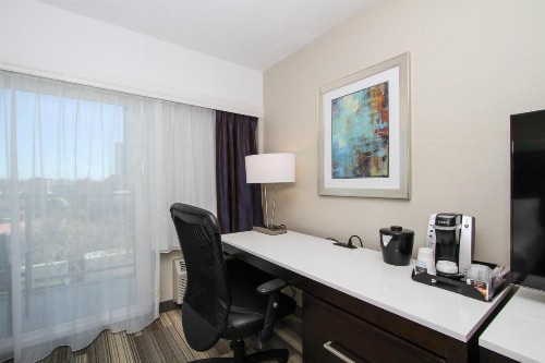 Holiday Inn Express - Downtown San Diego an IHG Hotel - image 41
