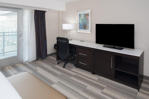 Holiday Inn Express - Downtown San Diego an IHG Hotel - image 8